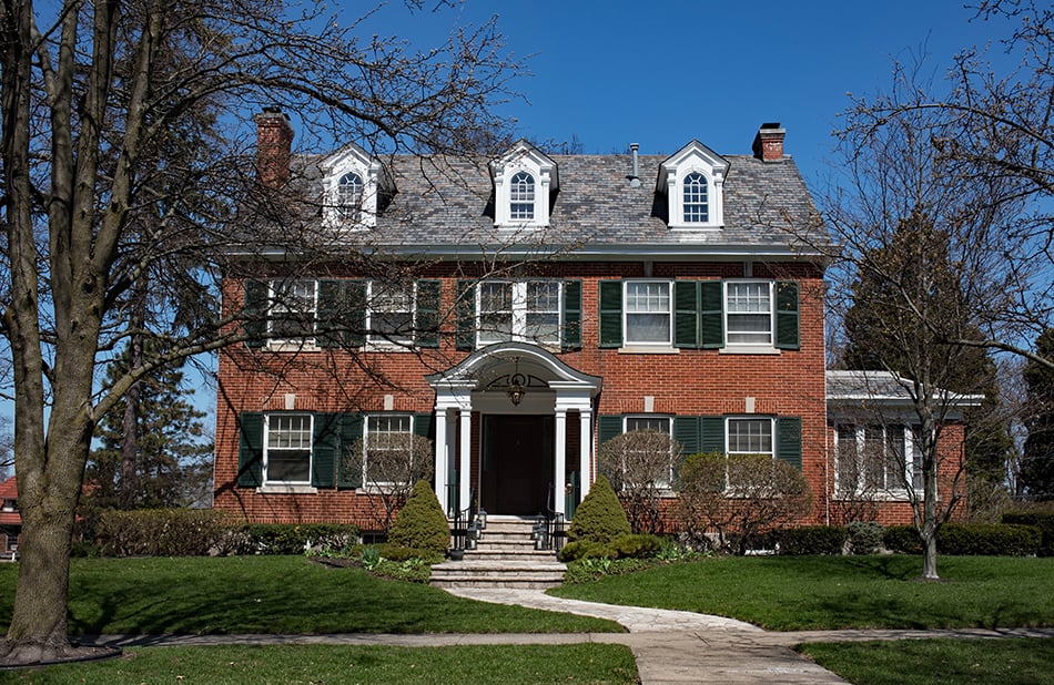 Colonial Style House What It Is Characteristics And Types Homenish