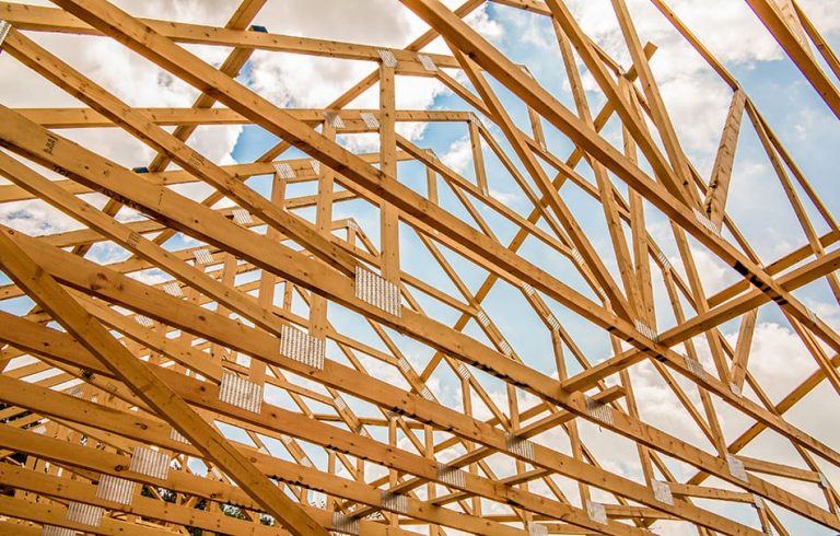 Rafters Vs. Trusses: Know What They Are, Their Differences, And Pros ...