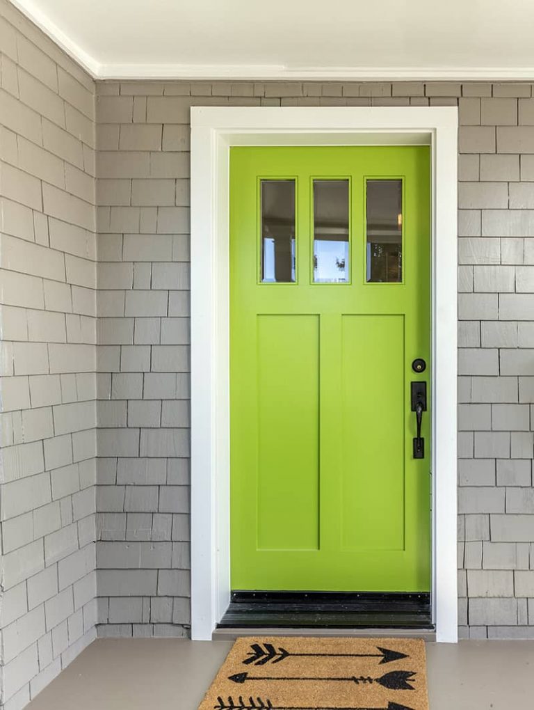 17 Green Front Door Ideas to Bring Harmony to Your Home with Pictures ...