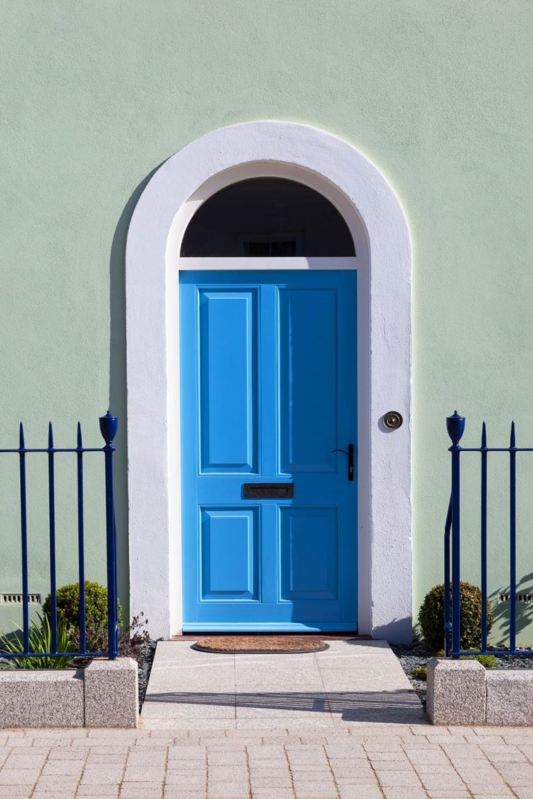 22 Blue Front Door Ideas for a Classy Curb Appeal - Homenish