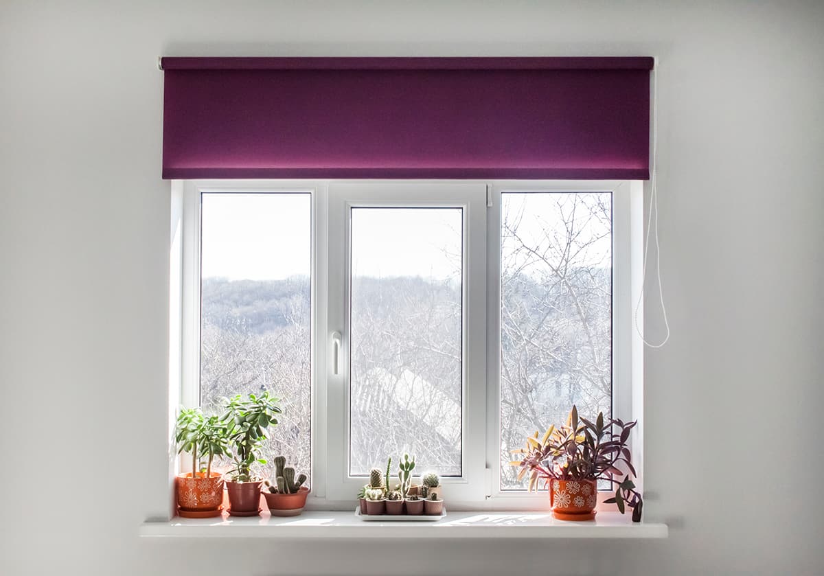 How to Hang Blinds Without Drilling Holes - Homenish