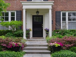 7 Different Types of Front Porches (Inc. Pictures) - Homenish