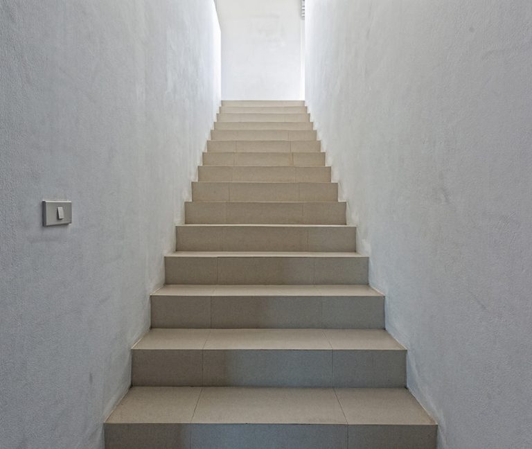 10 Different Types of Staircases (with Pictures) - Homenish