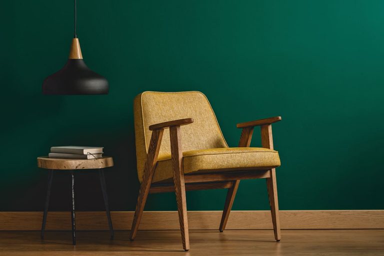 7 Excellent Colors that Go Well with Dark Green - Homenish