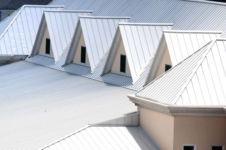 what-color-metal-roof-fades-the-least-homenish