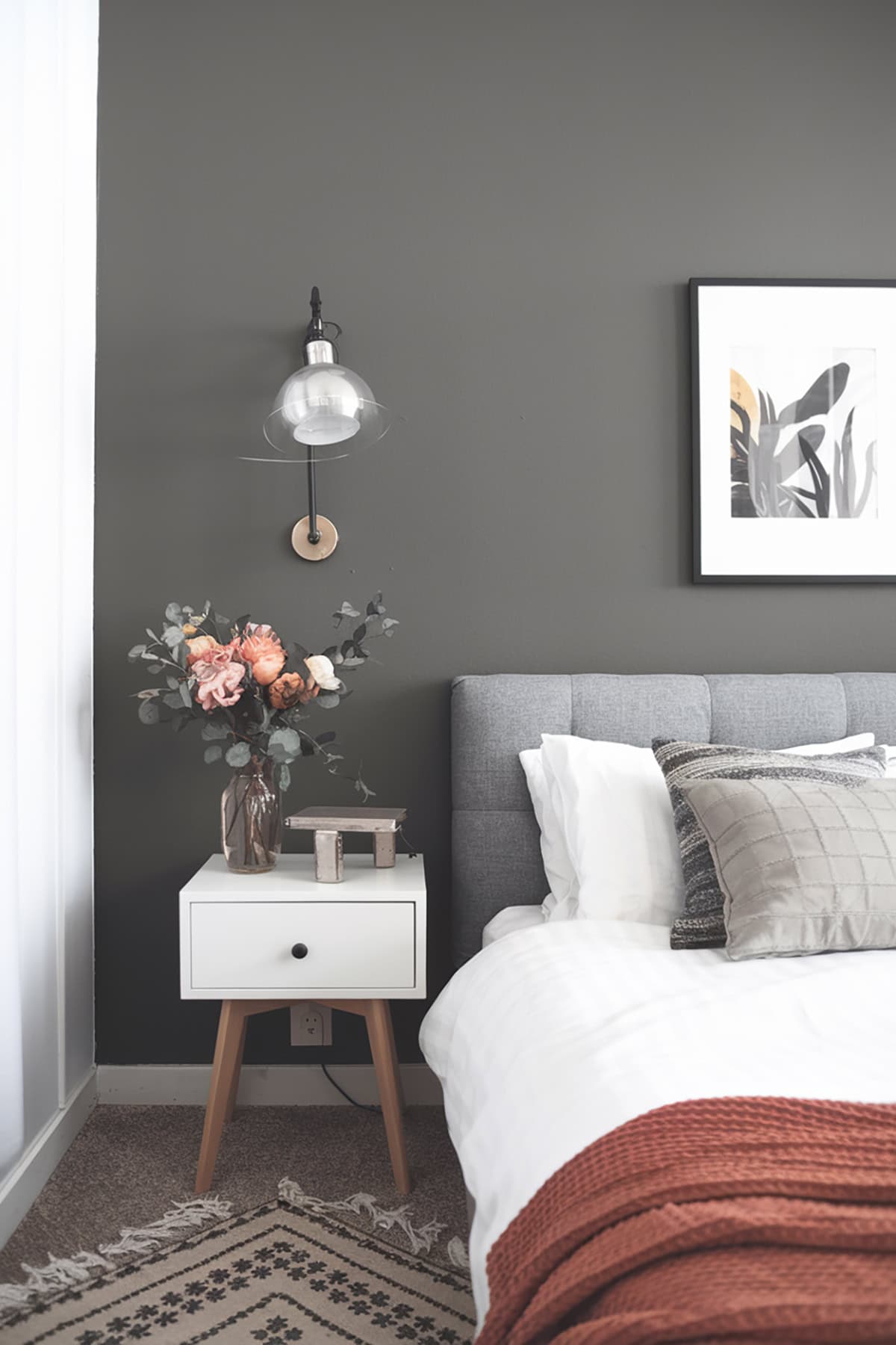 Deep Rich Gray – Benjamin Moore Kendall Charcoal (HC 166)