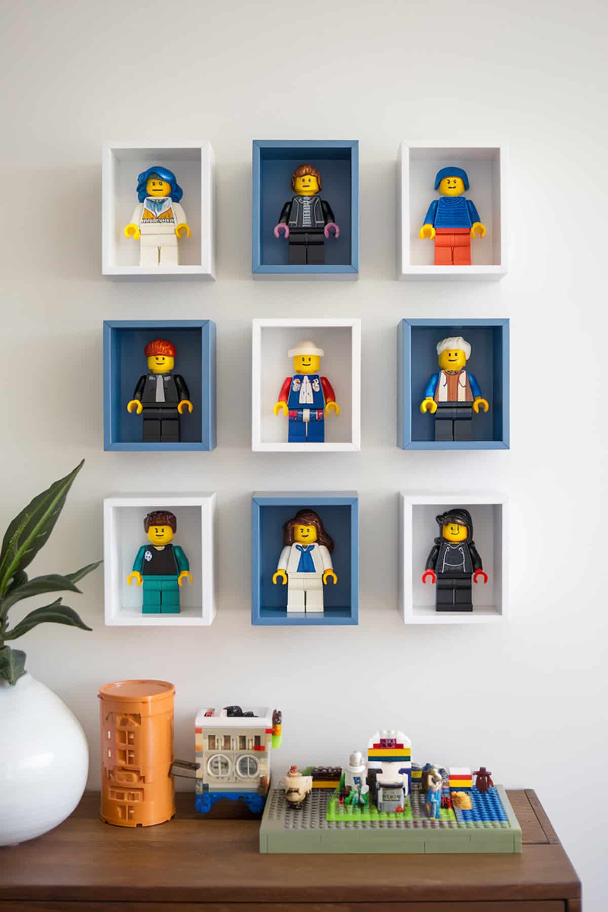 Shadow Box for Minifigures